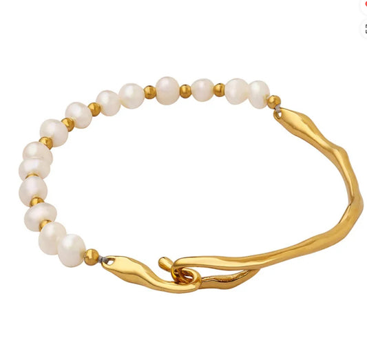 Golden Pearl Bangle